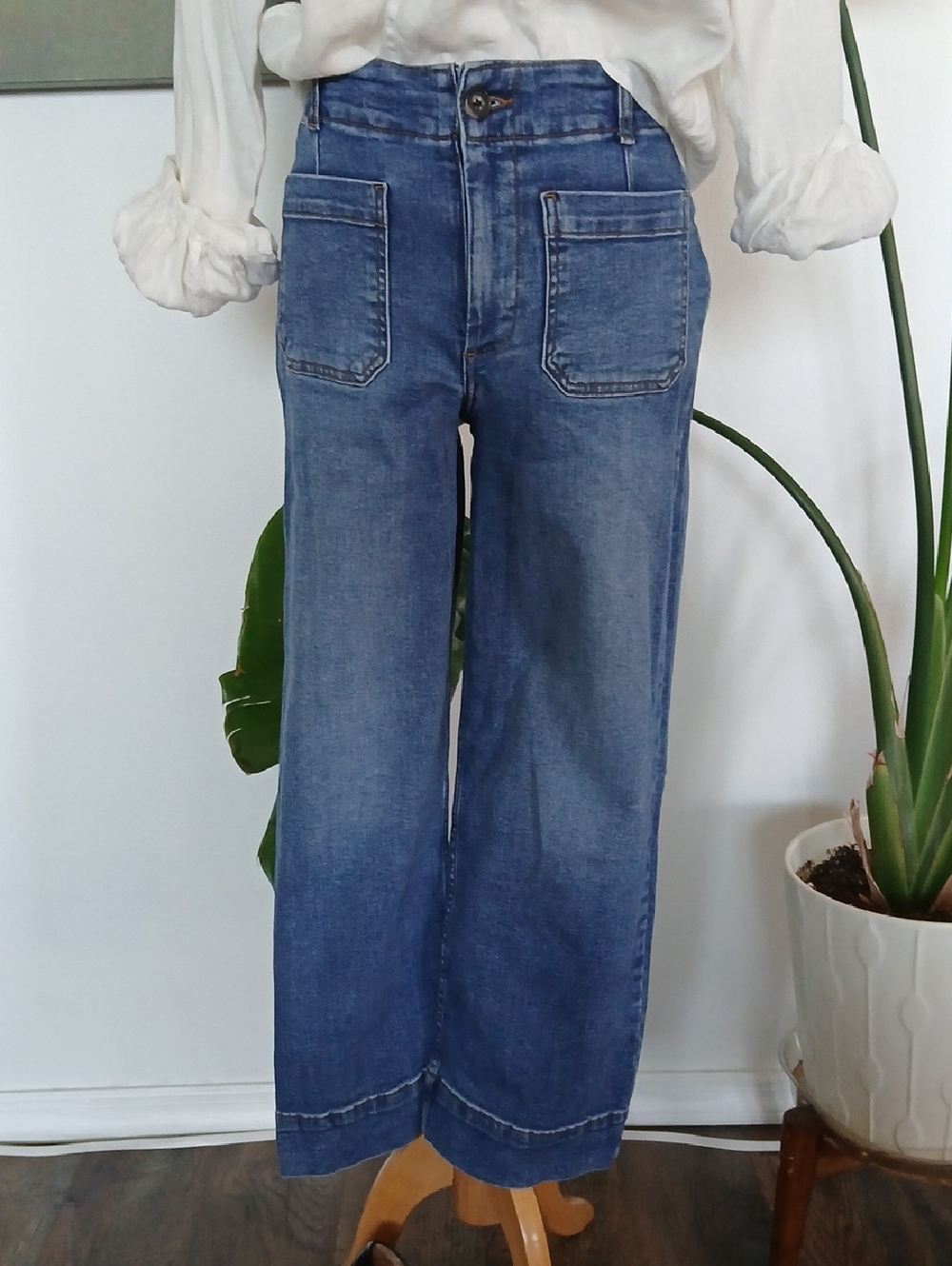 bagatelle Patch Pocket Wide Leg Cropped Jeans sz 26